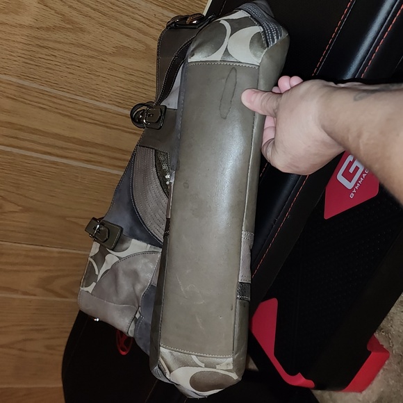 COACH purse - Picture 8 of 10